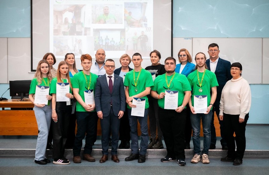 В региональном чемпионате «Профессионалы» иркутские политеховцы с успехом заняли призовые места