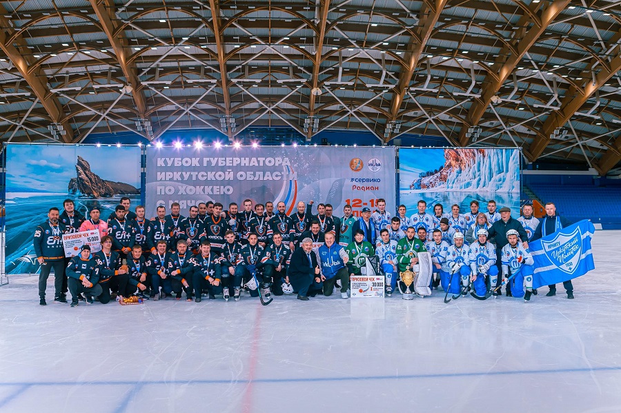 Золото Кубка губернатора Приангарья по хоккею с мячом у команды  «Иркутский политех»